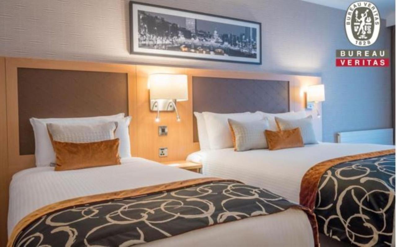 Clayton Hotel Леопардстаун Екстериор снимка