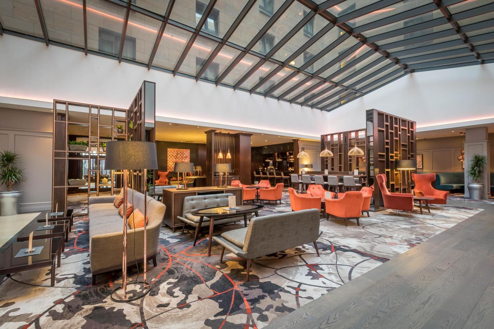 Clayton Hotel Леопардстаун Екстериор снимка