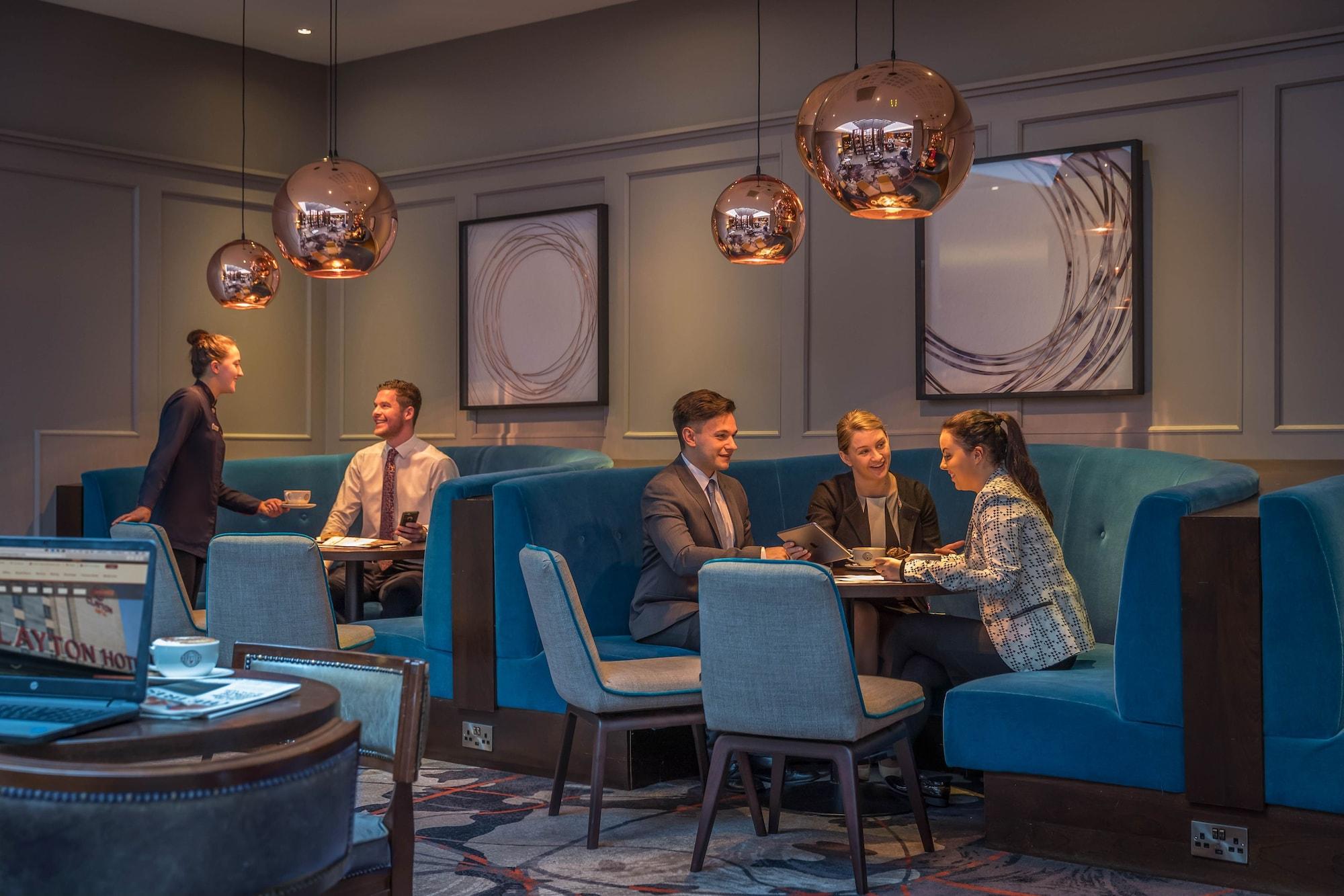 Clayton Hotel Леопардстаун Екстериор снимка