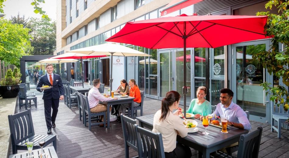 Clayton Hotel Леопардстаун Екстериор снимка