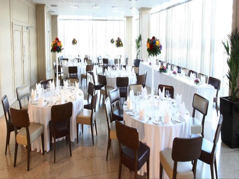 Clayton Hotel Леопардстаун Екстериор снимка