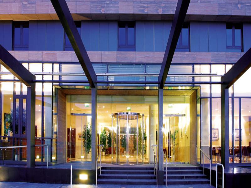 Clayton Hotel Леопардстаун Екстериор снимка