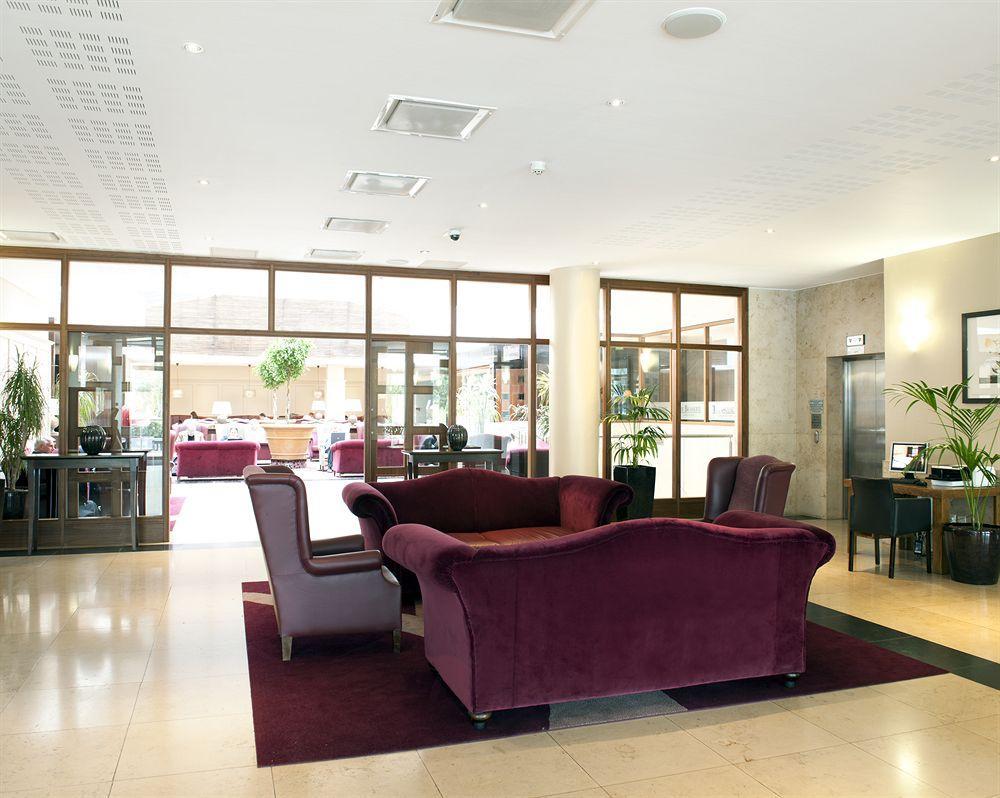 Clayton Hotel Леопардстаун Екстериор снимка