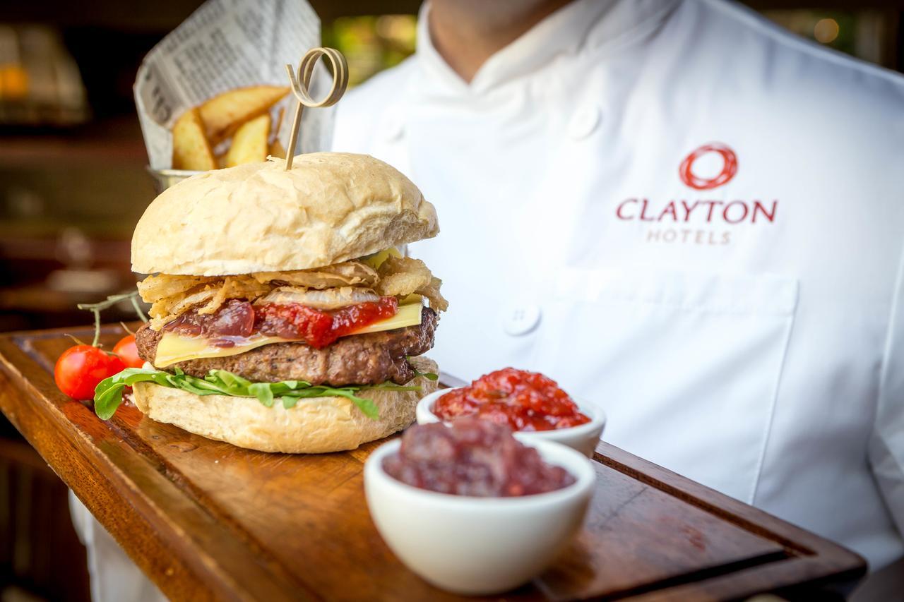 Clayton Hotel Леопардстаун Екстериор снимка
