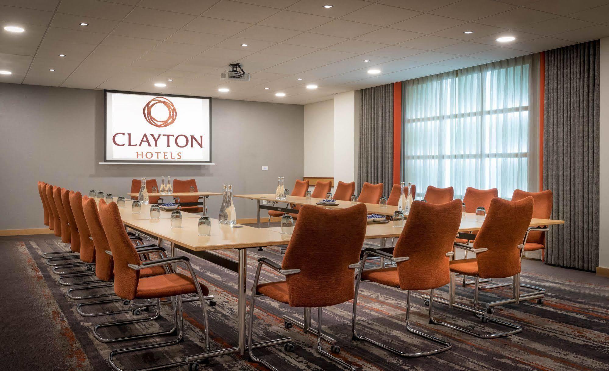 Clayton Hotel Леопардстаун Екстериор снимка